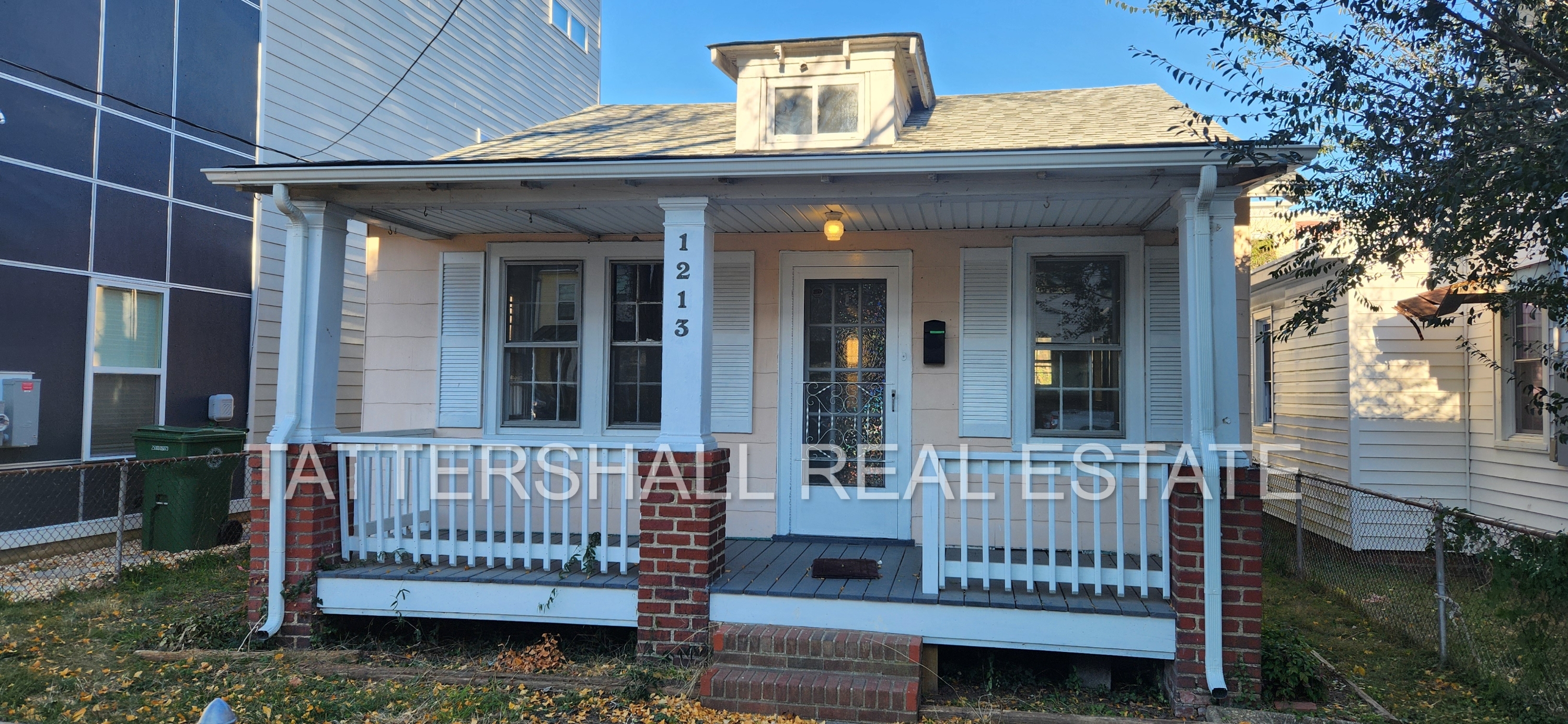 Property main image