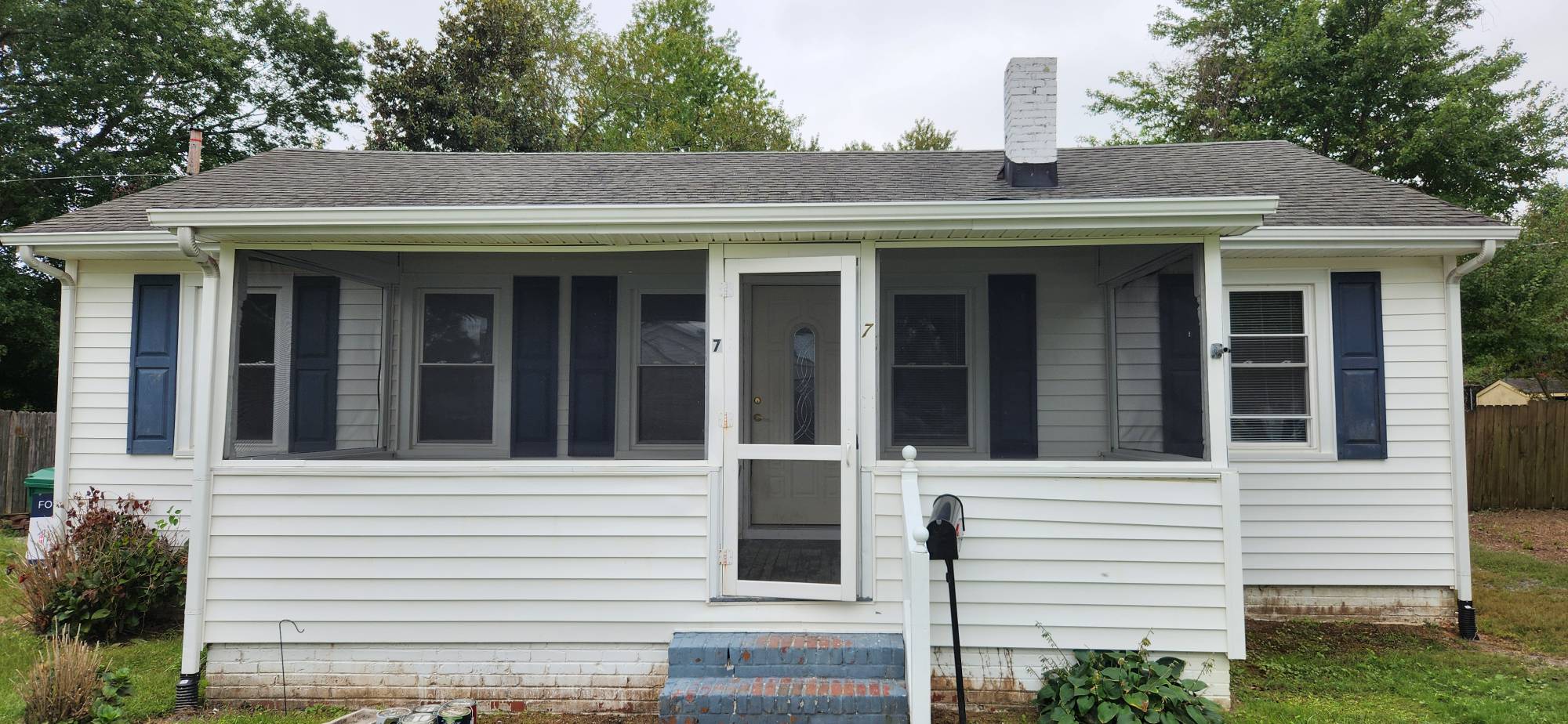 7 West Berry Street