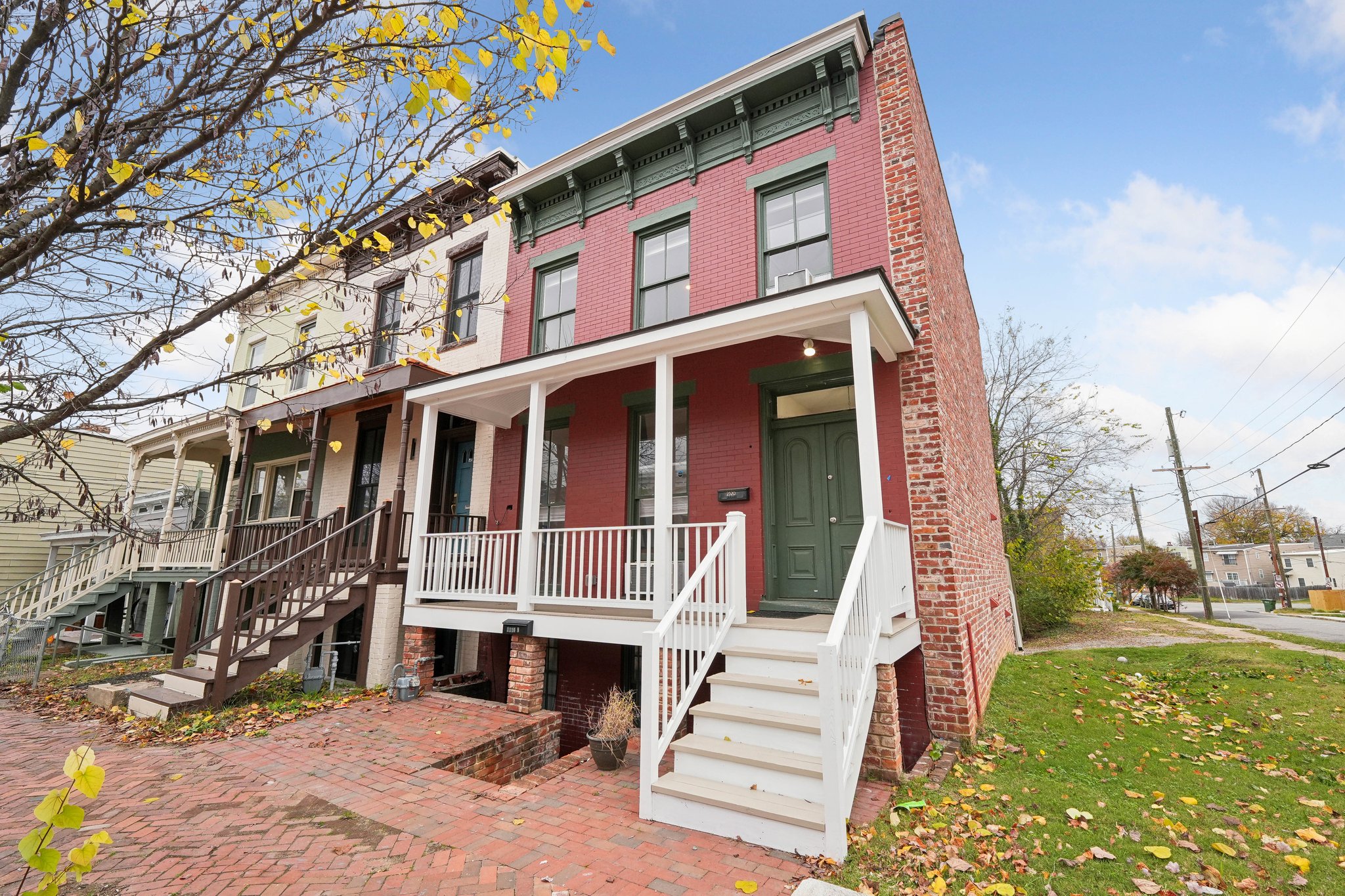 2320 Venable Street - B