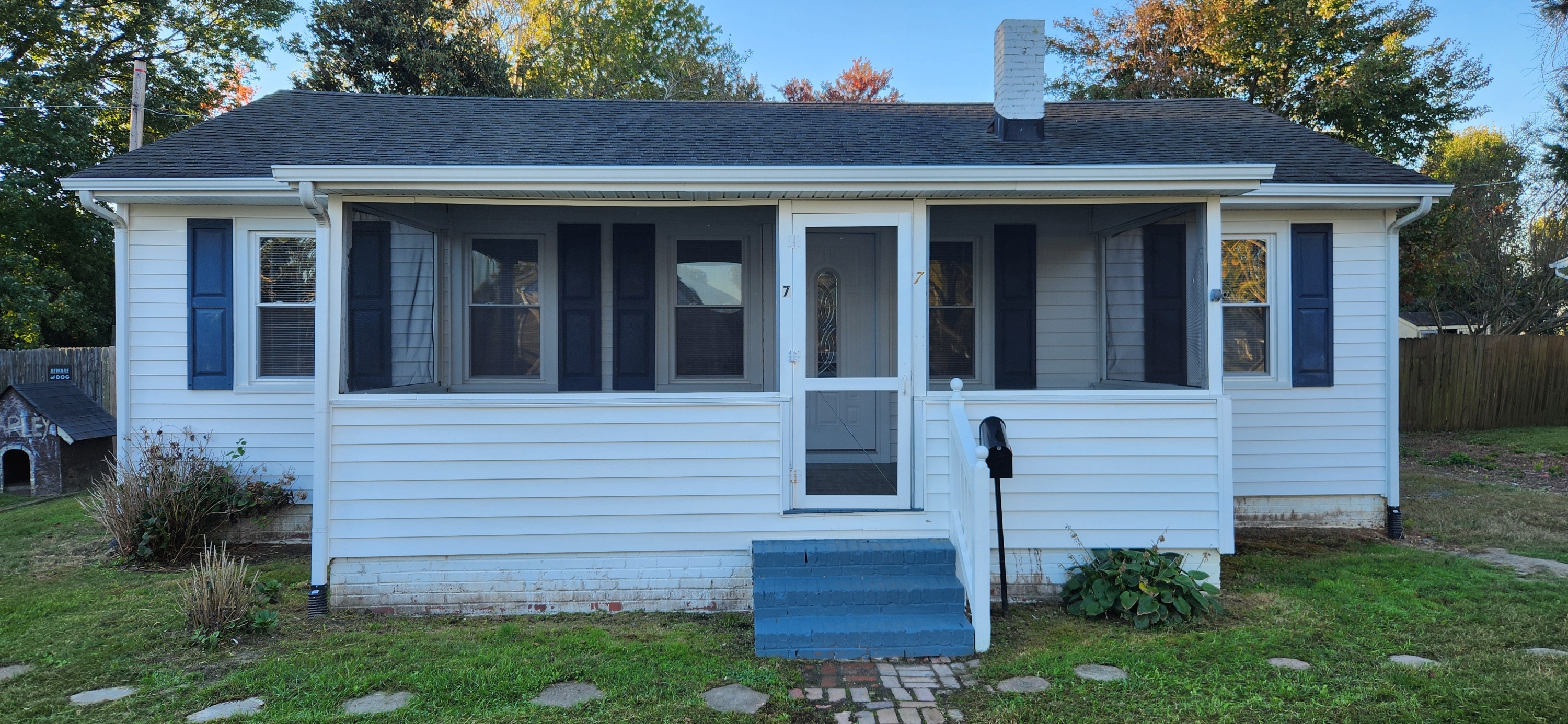 7 West Berry Street
